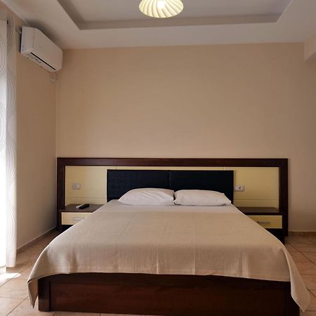Hotel Jali ฮีมาเรอ ภายนอก รูปภาพ