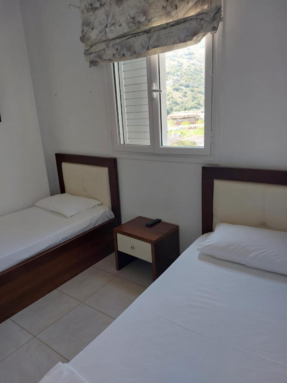 Hotel Jali ฮีมาเรอ ภายนอก รูปภาพ
