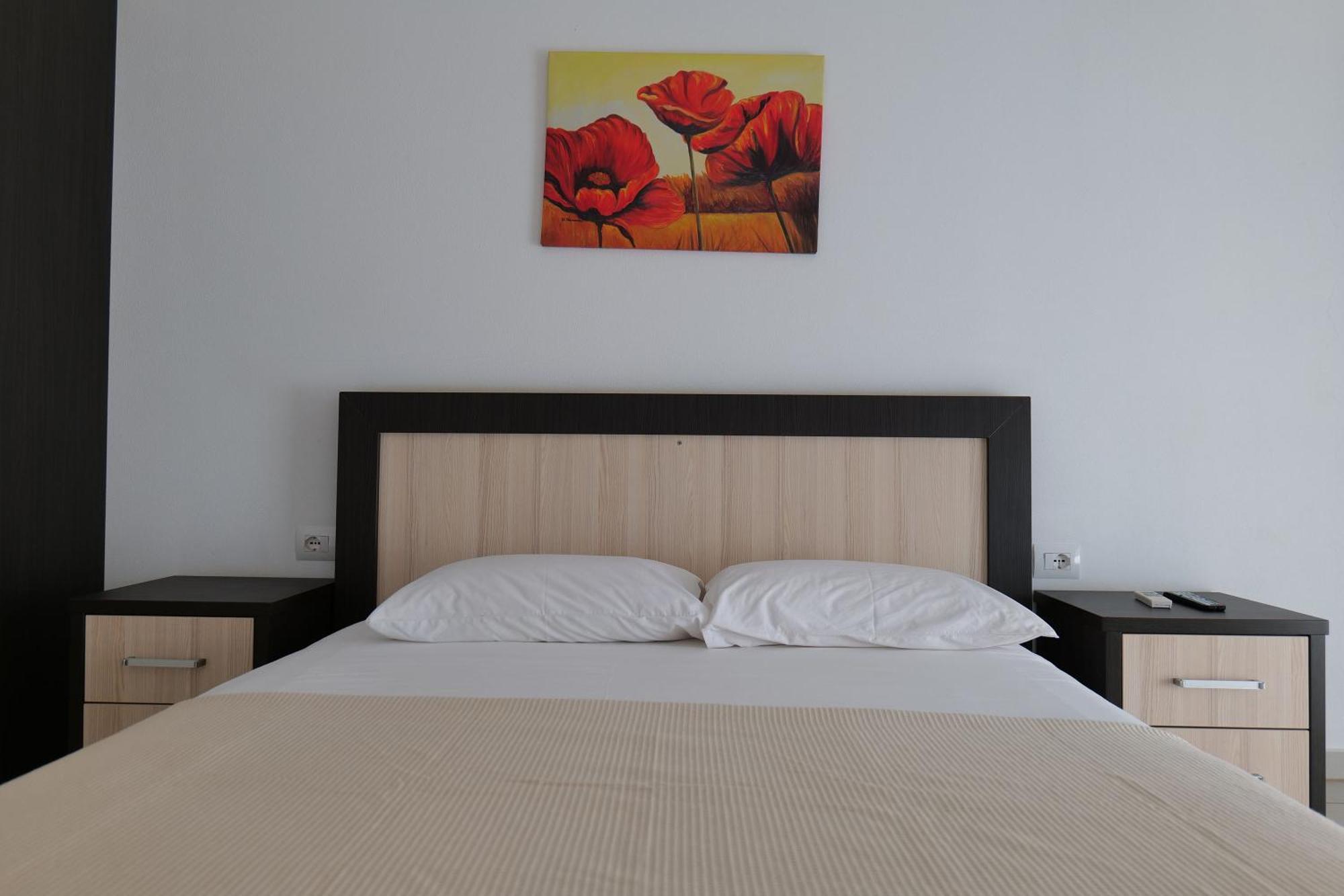 Hotel Jali ฮีมาเรอ ภายนอก รูปภาพ
