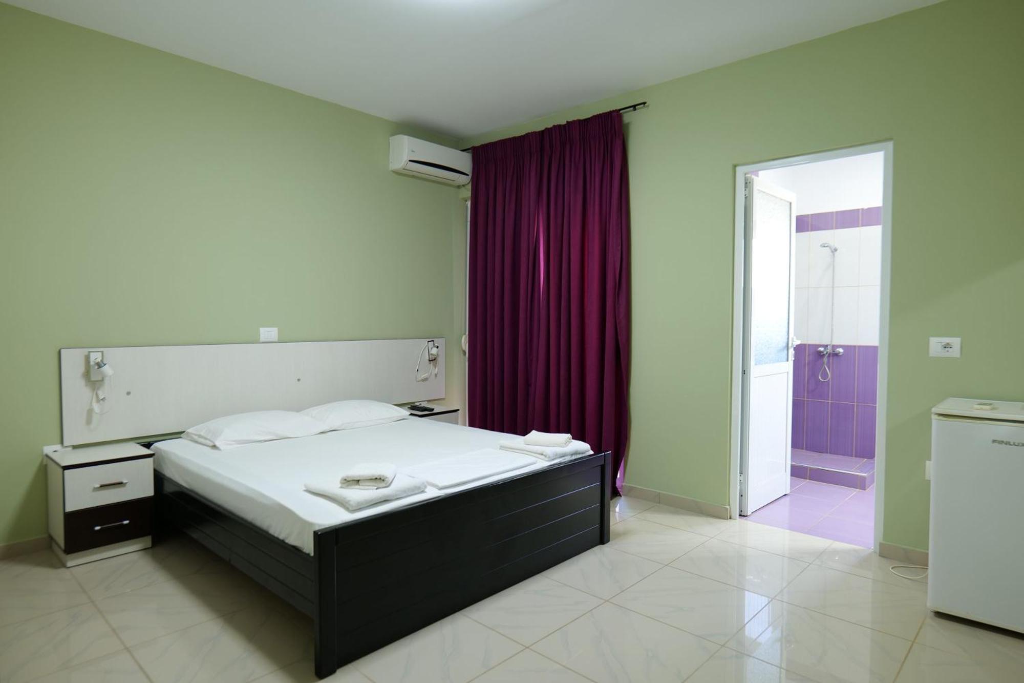 Hotel Jali ฮีมาเรอ ภายนอก รูปภาพ